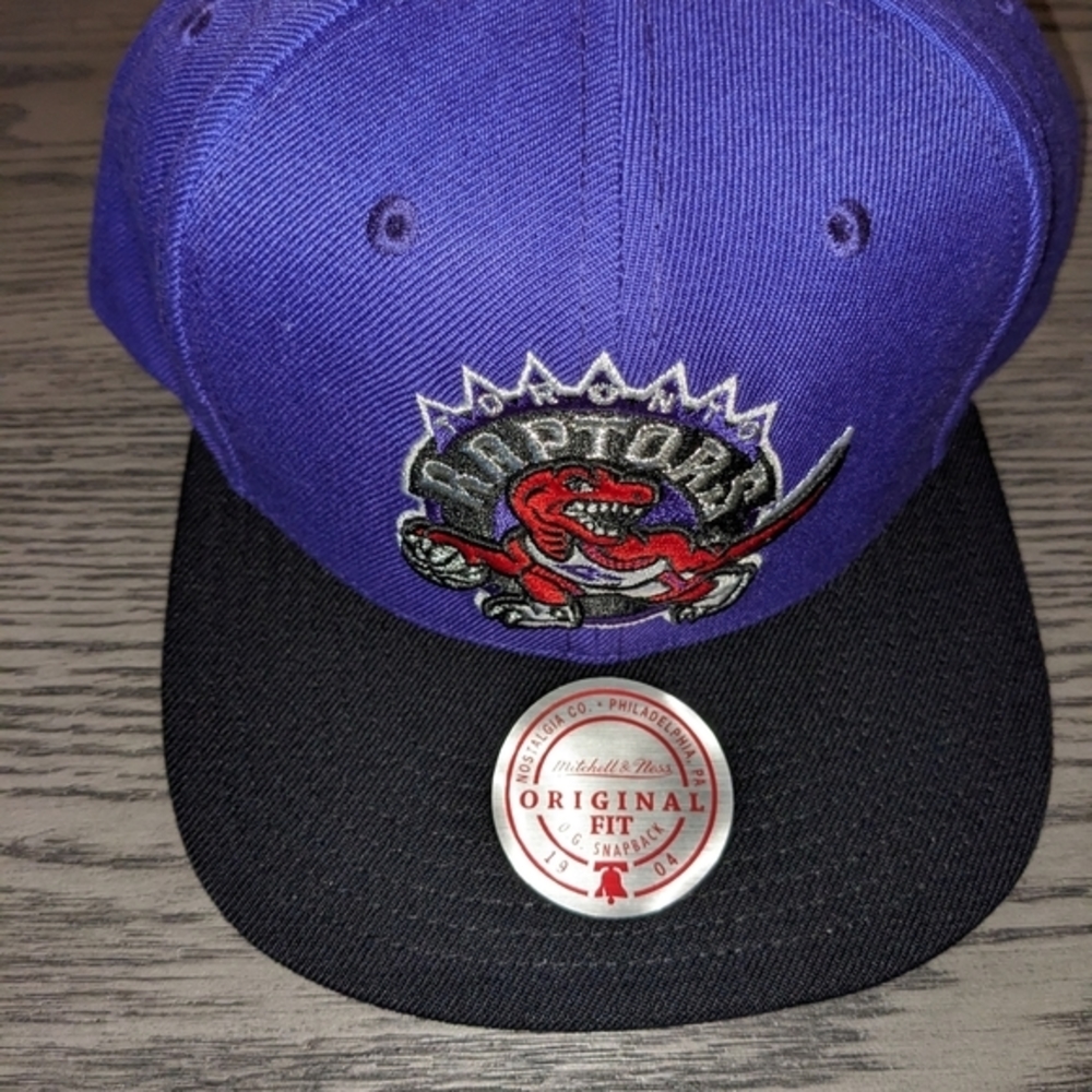 Toronto Raptors Mitchell‎ & Ness Purple Snapback Adjustable Cap Hat NBA